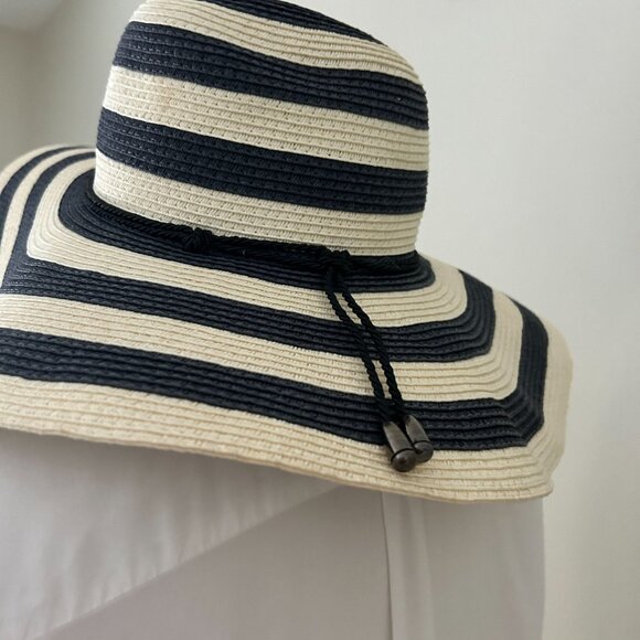 Sun Hat Beach - Navy Blue Stripe Hat - Beachy Classic Elegant - Picture 9 of 13